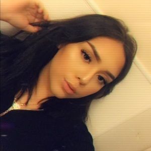 Meet your Posher, Itzel